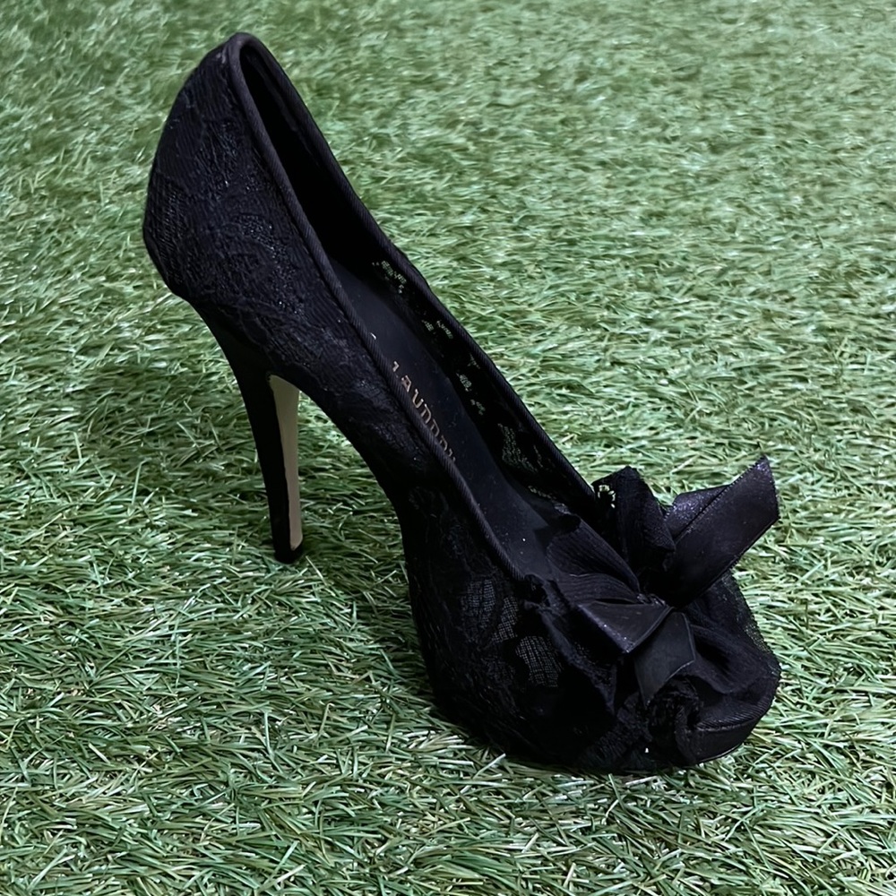 Black lace heels